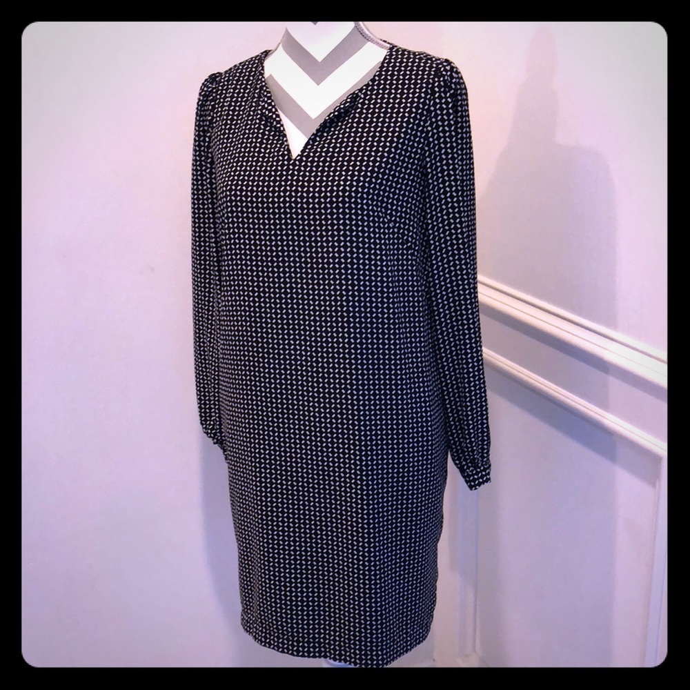 Lila Rose Women's Black White Pattern Shift Dress Long Sleeve Lined Size 6